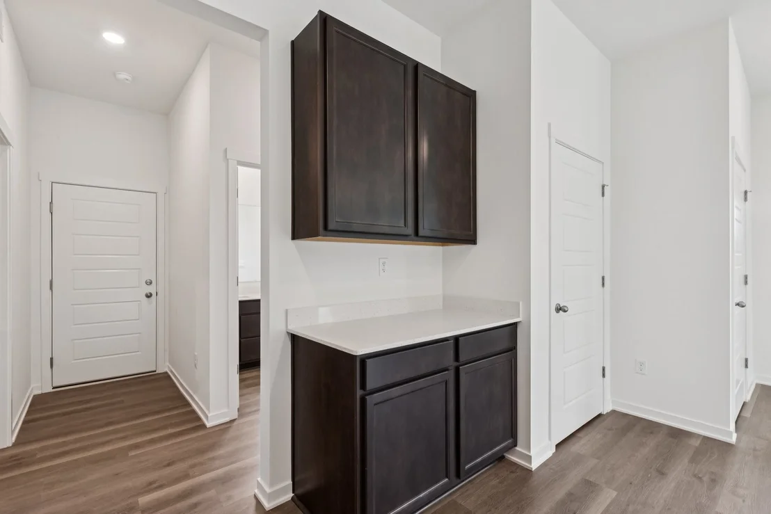 Photo of 6453 Maple Glen Drive