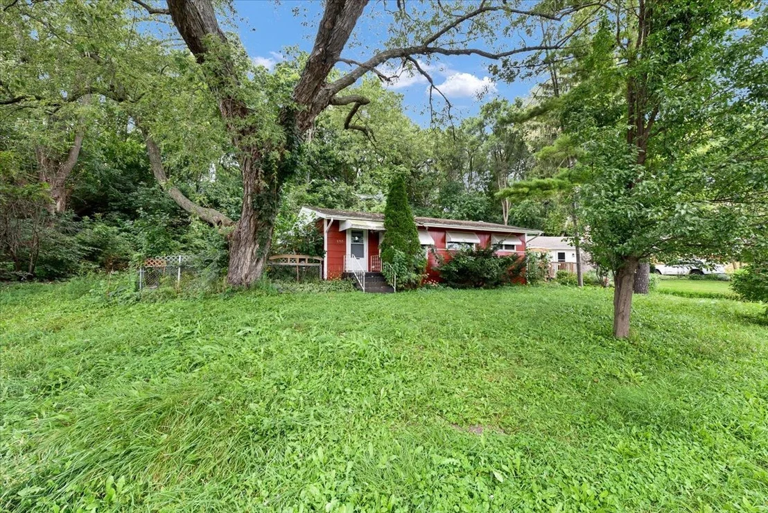 Photo of 5715 Fox Lake Road