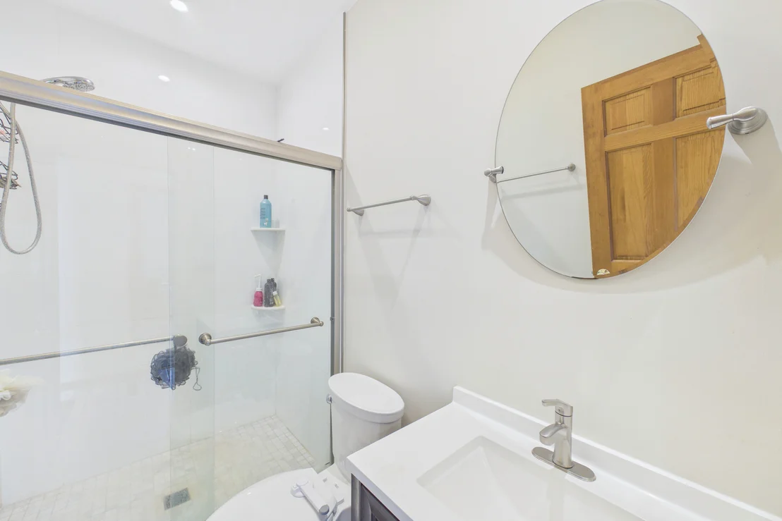 Photo of 122 Deepwood Road