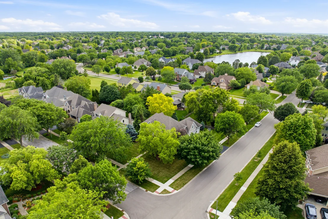 Photo of 899 Edgewood Drive