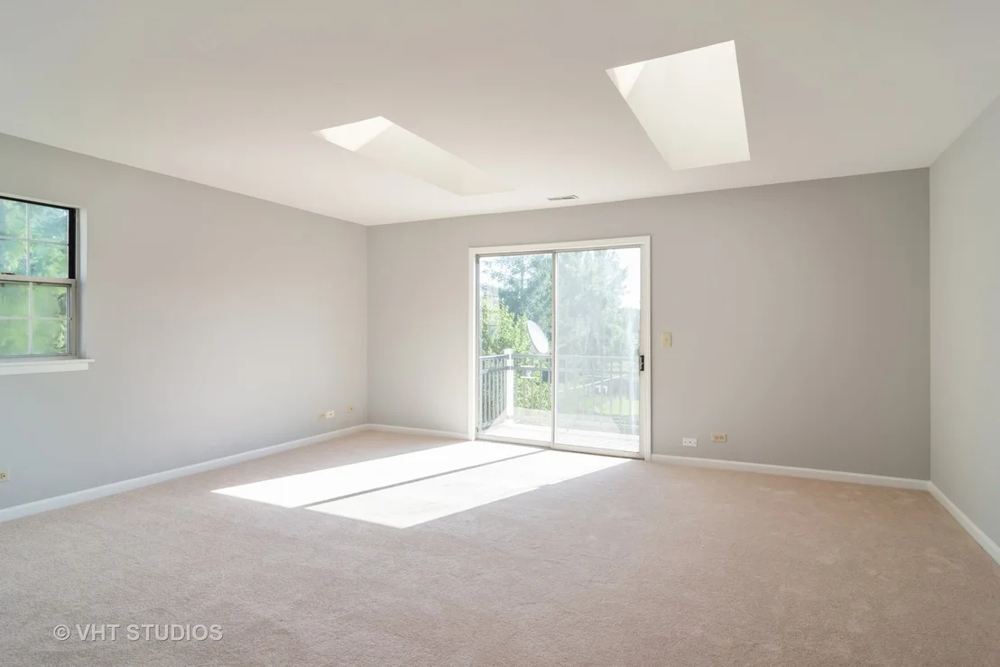 Photo of Unit 2004 at 2004 WINDEMERE Circle