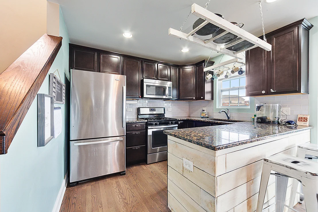 Photo of 717 Maplewood Drive