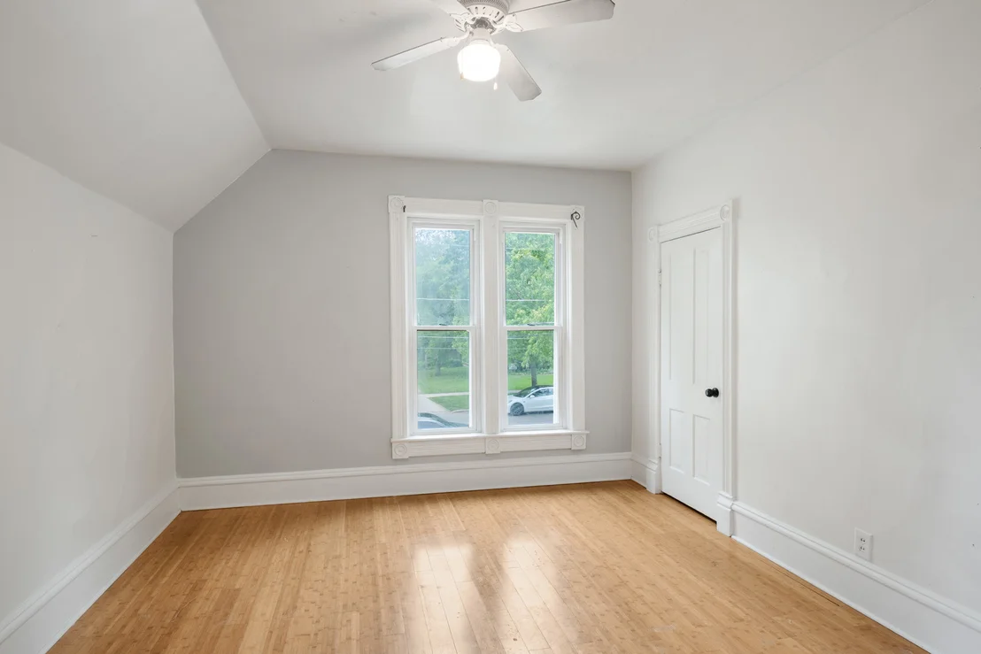 Photo of 447 Ashland Avenue