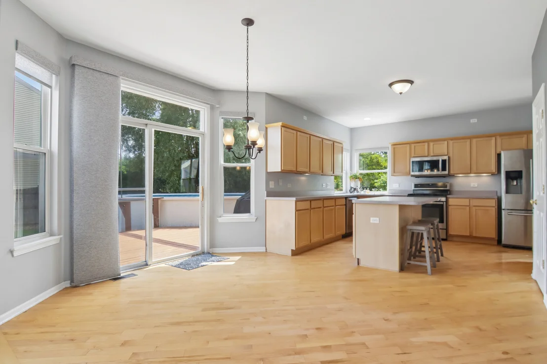 Photo of 1999 Sparrow Circle