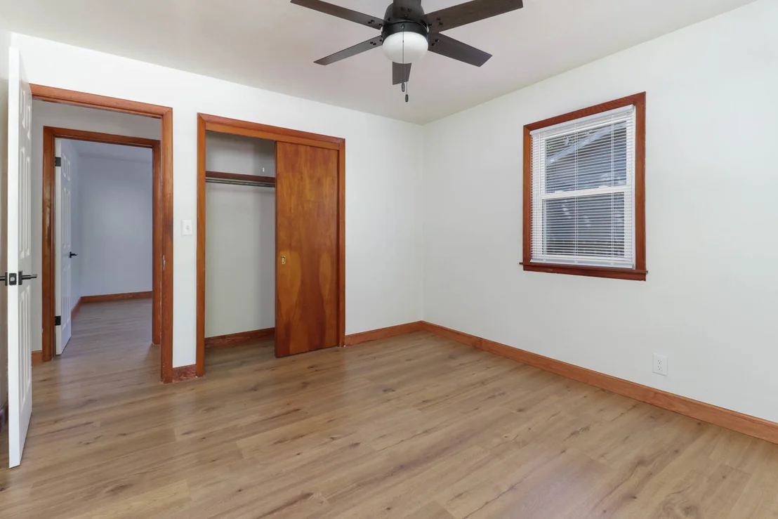 Photo of 602 W 3rd Street
