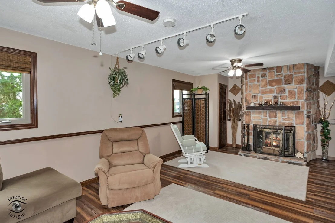 Photo of 856 Quail Drive