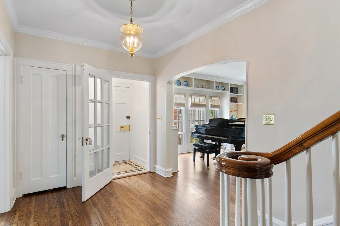 Photo of 447 Sunset Road