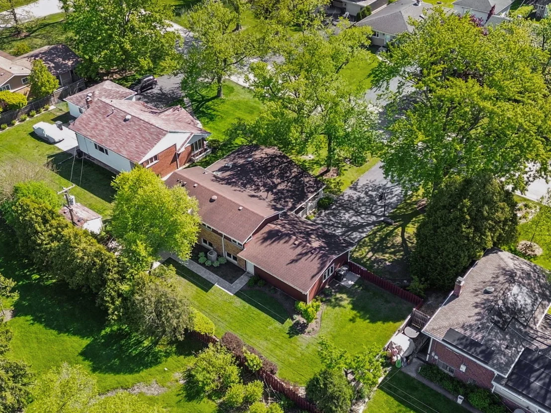 Photo of 1016 Longmeadow Drive