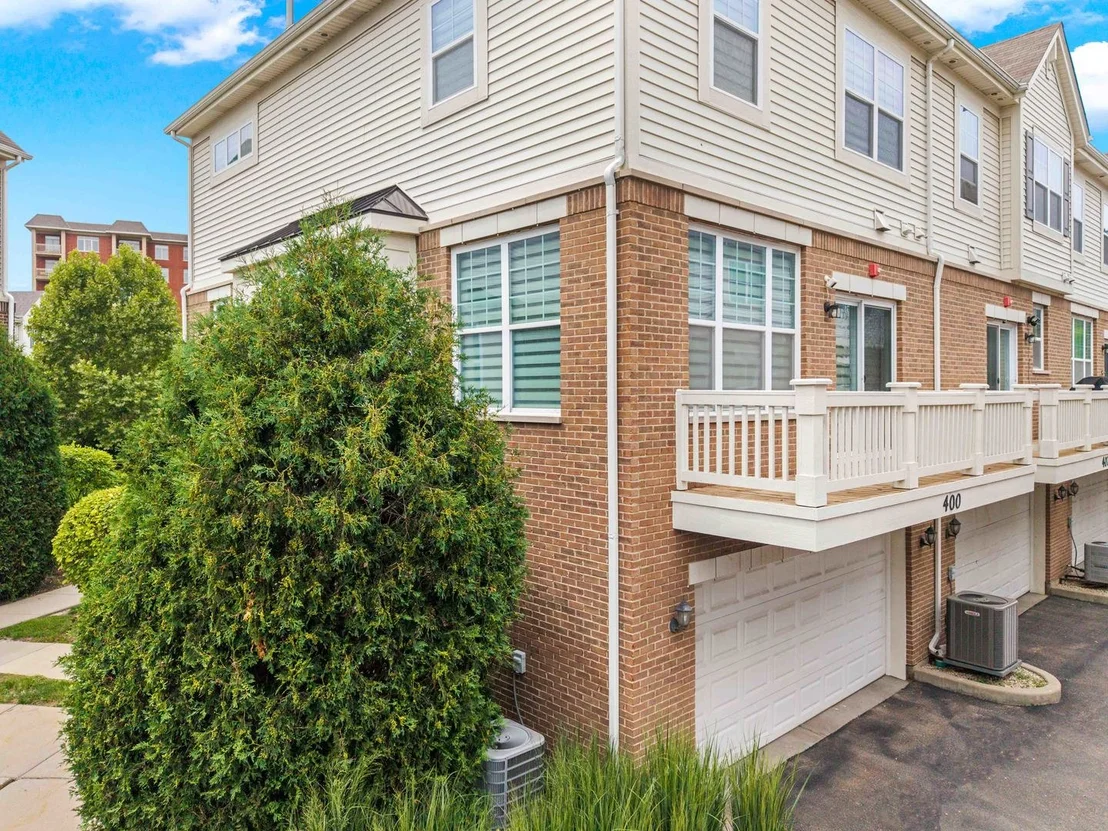 Photo of 400 Concord Court