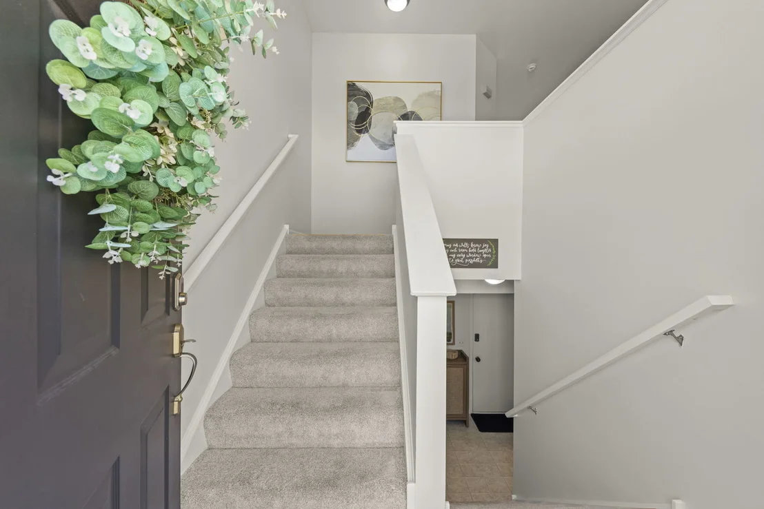 Photo of 274 Comstock Drive