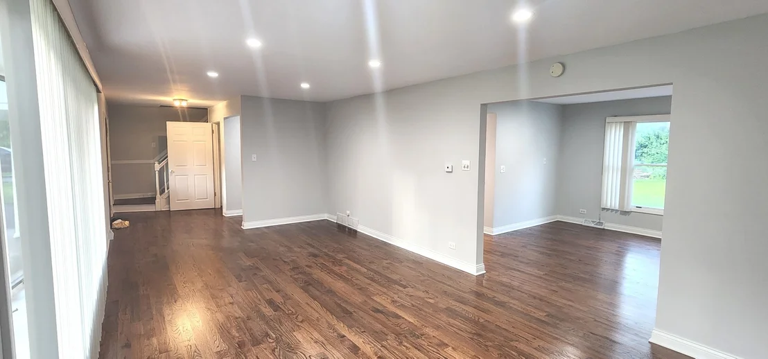 Photo of 1421 Lawrence Crescent