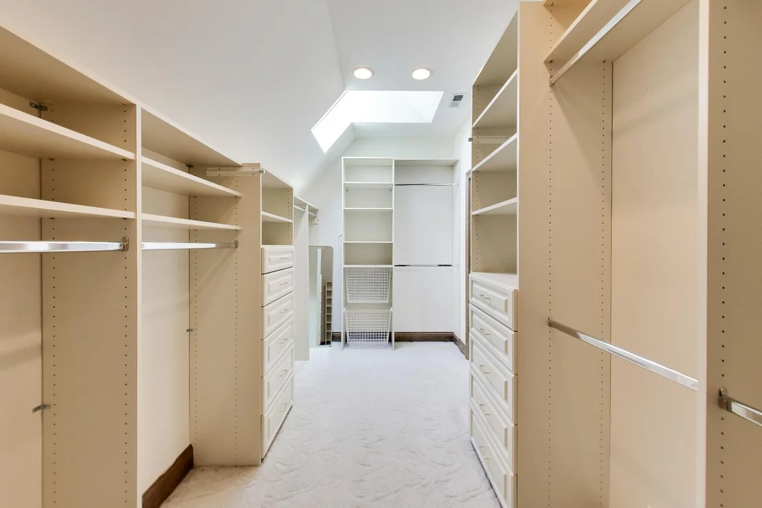 Photo of 1106 Astor Place