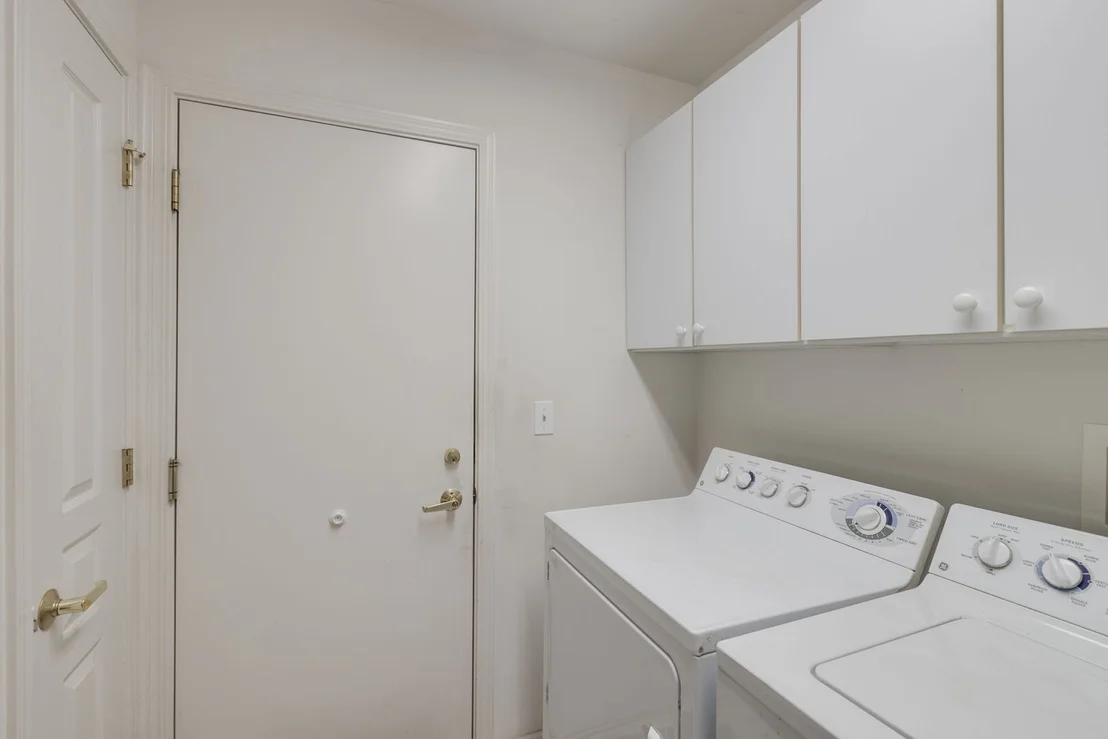 Photo of 13050 Crestview Drive