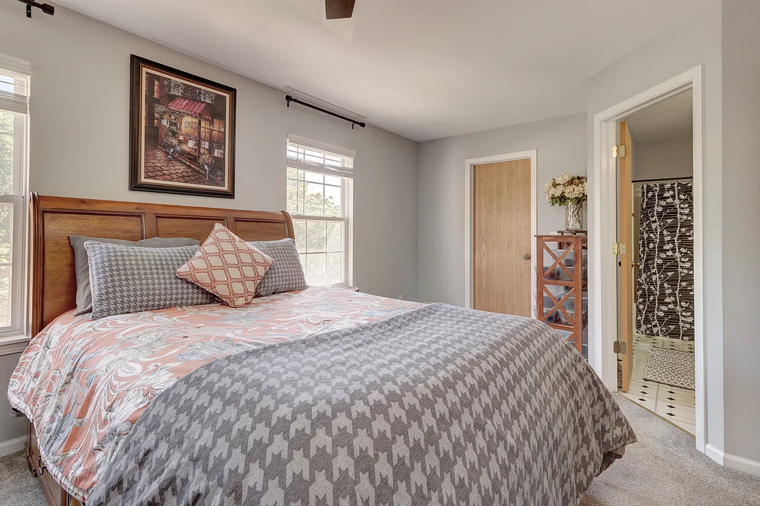 Photo of 14062 EDGEWATER Drive