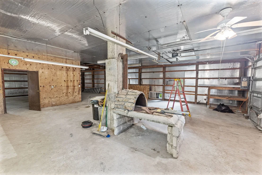 Photo of 414 Gilliland Road