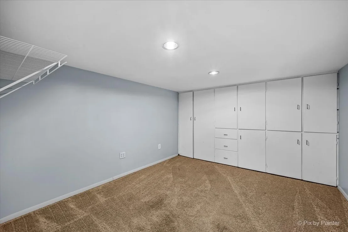 Photo of 326 Farview Drive
