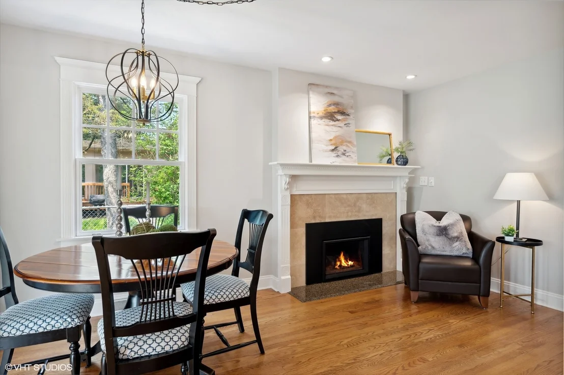 Photo of 2547 Marian Lane