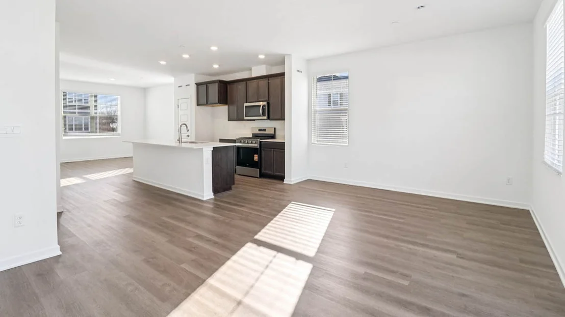 Photo of 1313 Foxglove Drive