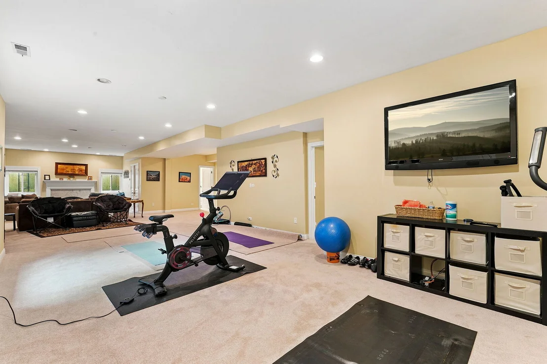 Photo of 1008 Meadow Road