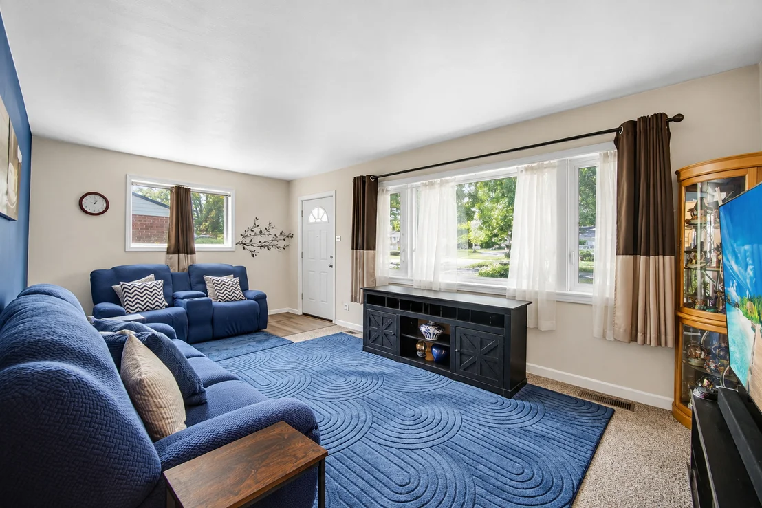 Photo of 17233 Walter Street