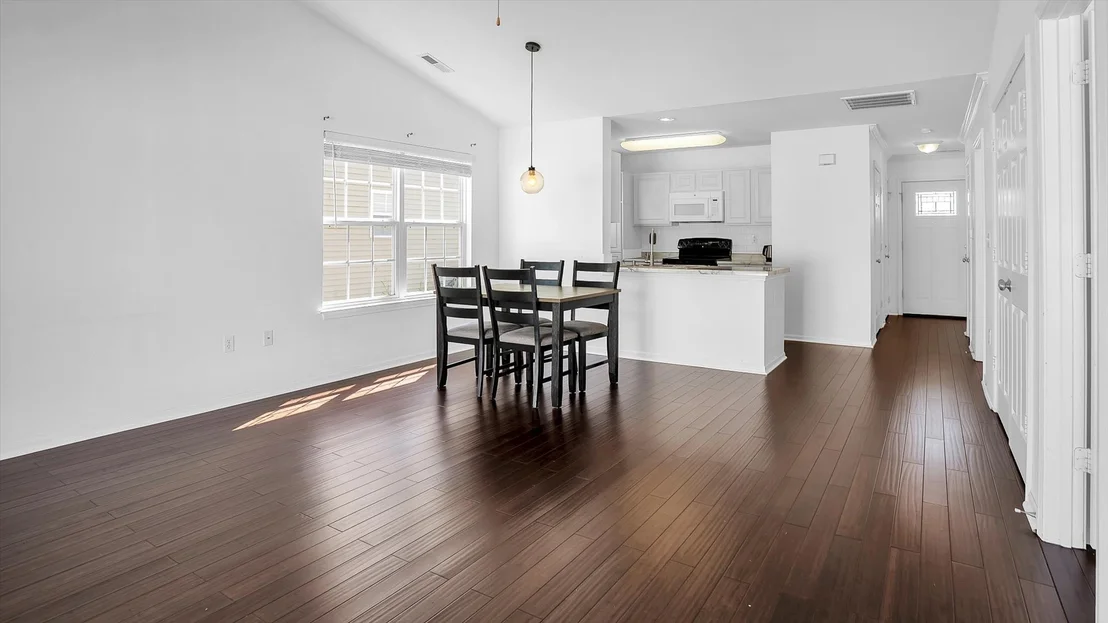 Photo of 710 Yalow Drive
