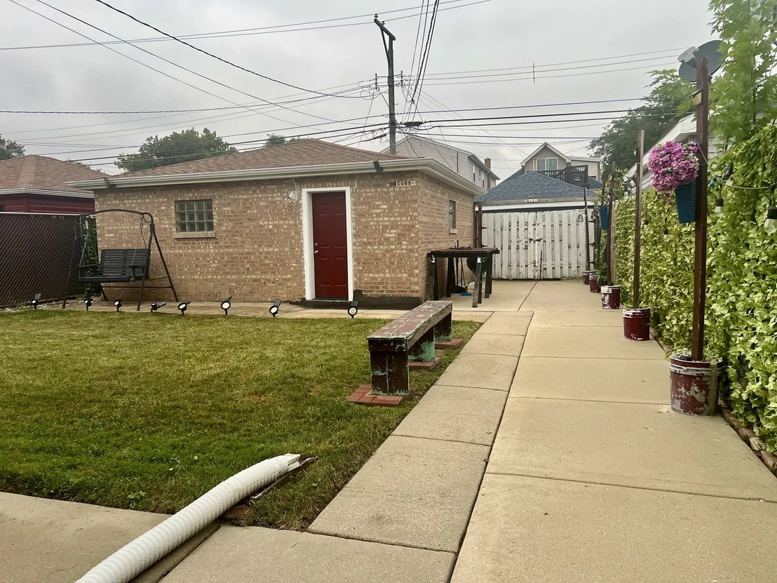 Photo of 3820 W 57th Place