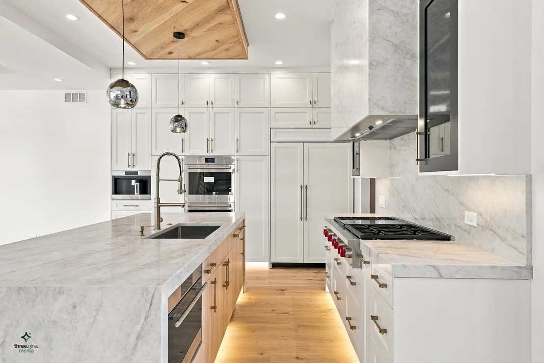 Photo of 414 Forest Edge Drive