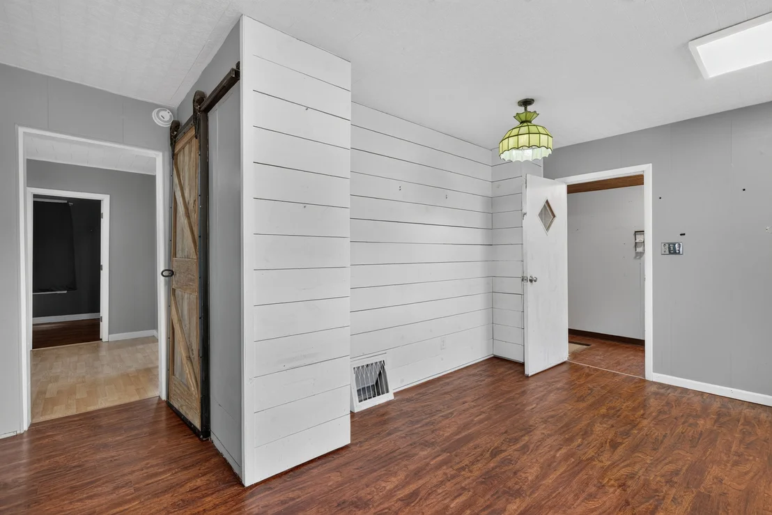 Photo of 1008 Painter Street