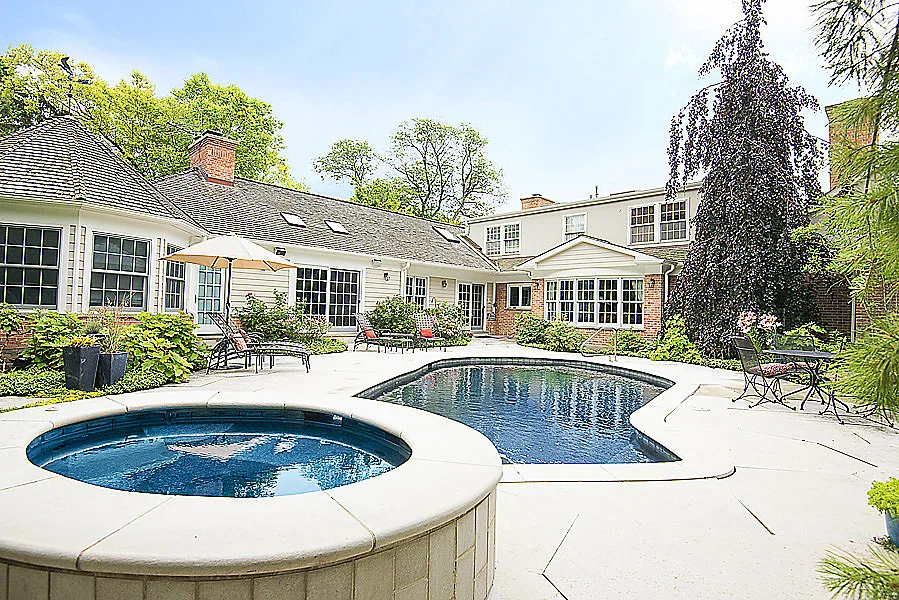 Photo of 1185 Hill Road