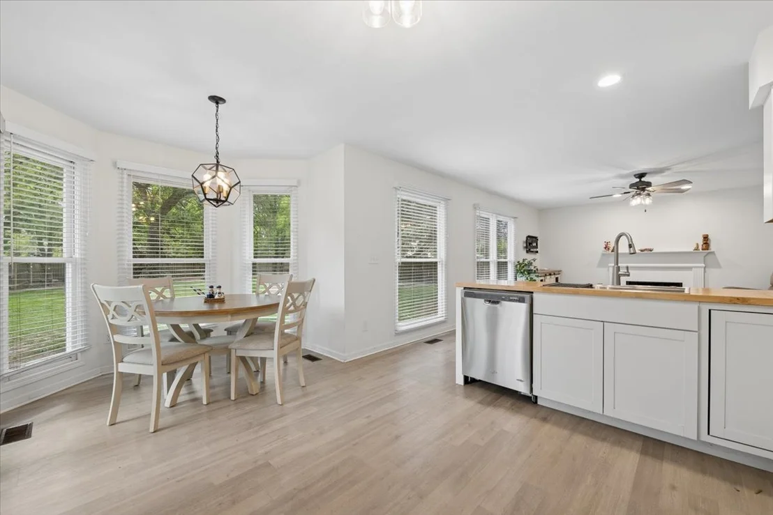 Photo of 649 Fox Hollow Court