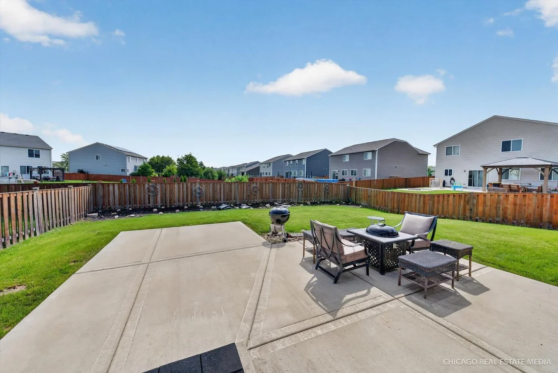 Photo of 1002 Chestnut Drive