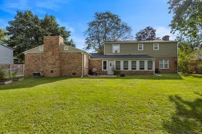 Photo of 1703 Mayfair Road