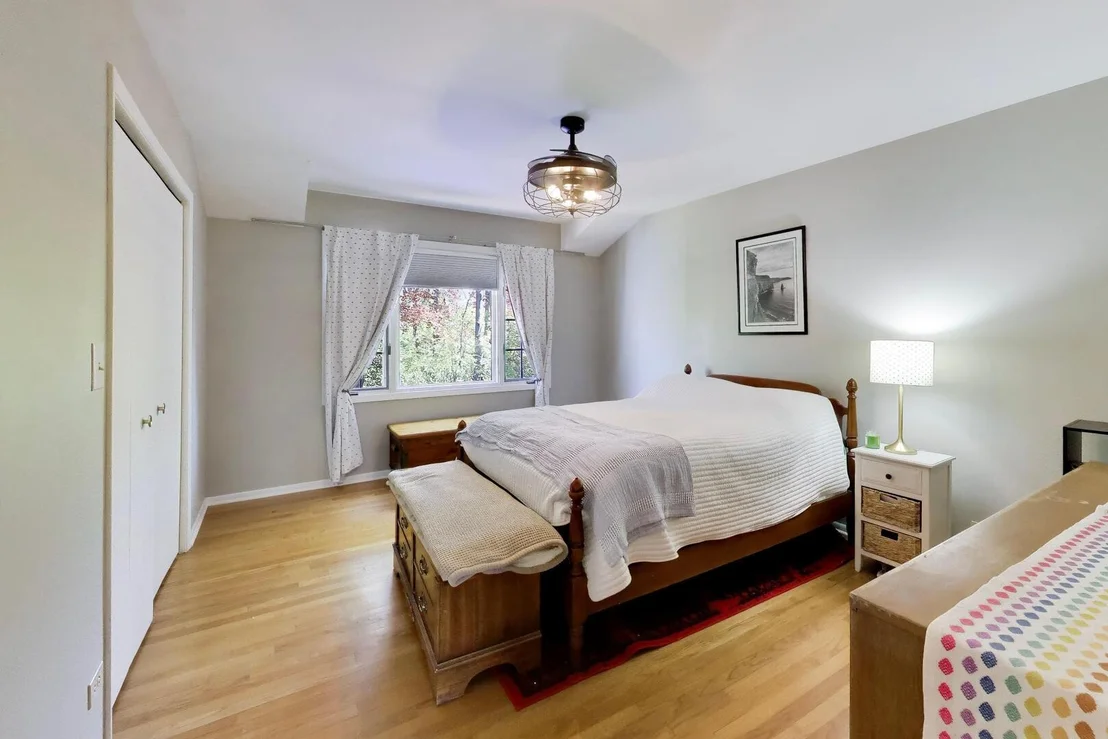 Photo of 1109 Shermer Road