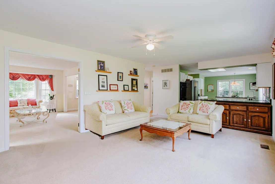Photo of 1438 Della Drive