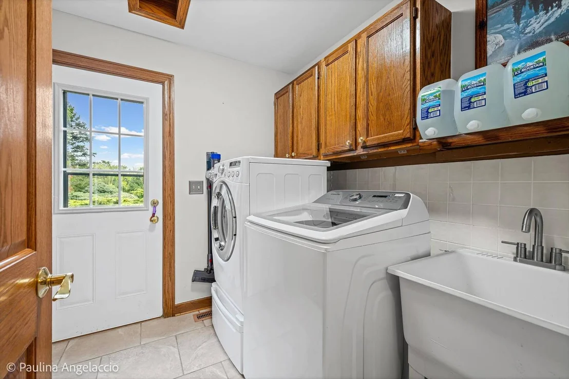 Photo of 22256 Cambridge Drive