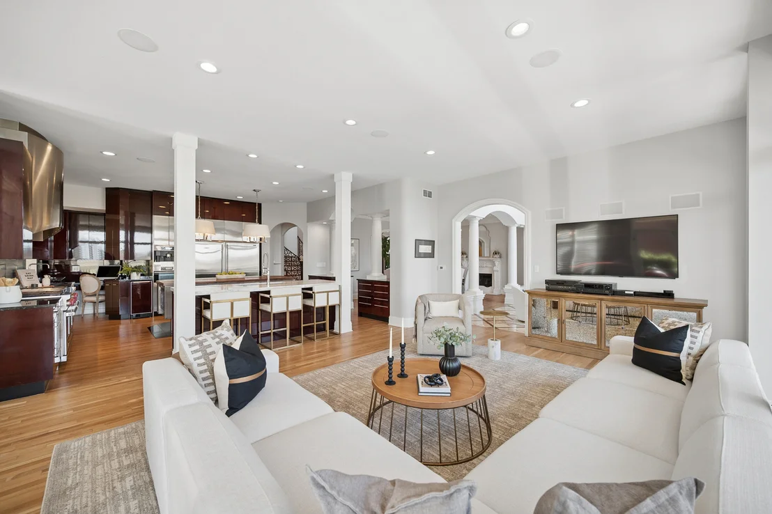 Photo of 1597 Monterey Drive