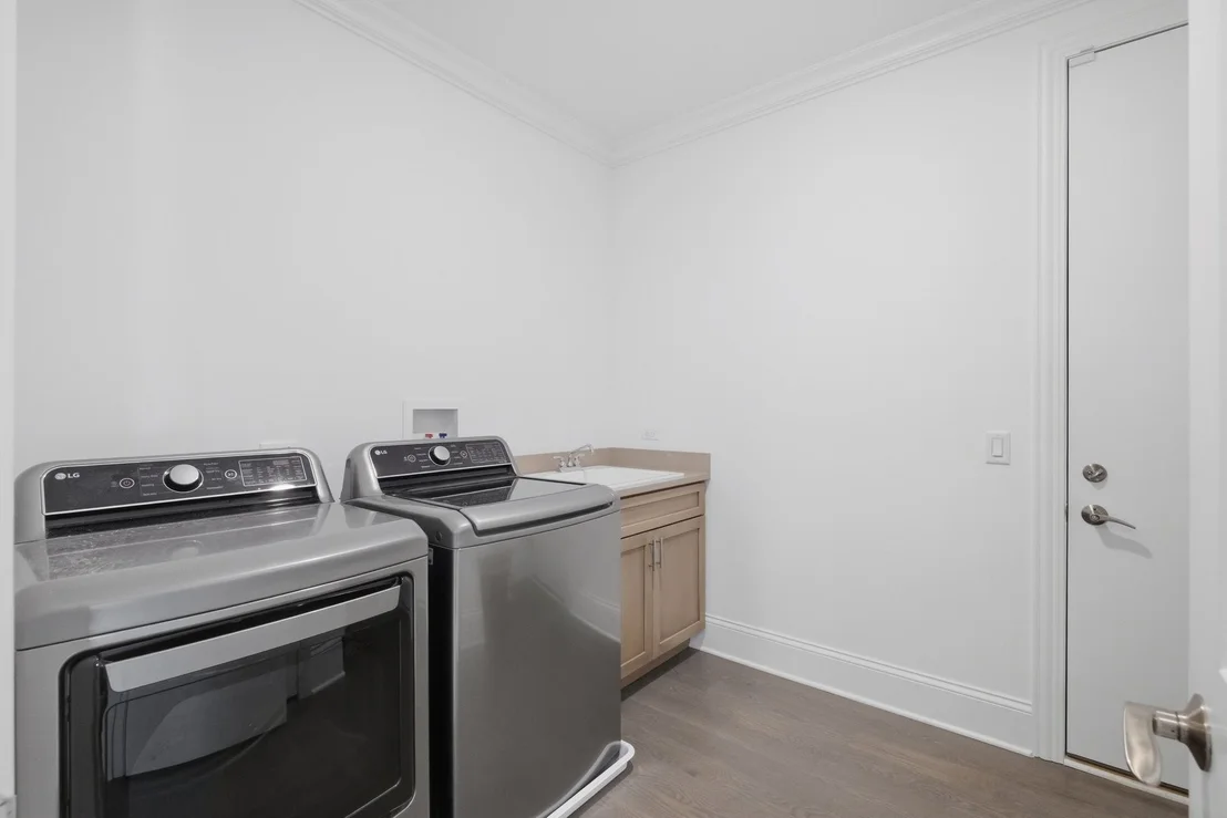 Photo of 2806 Parkside Circle