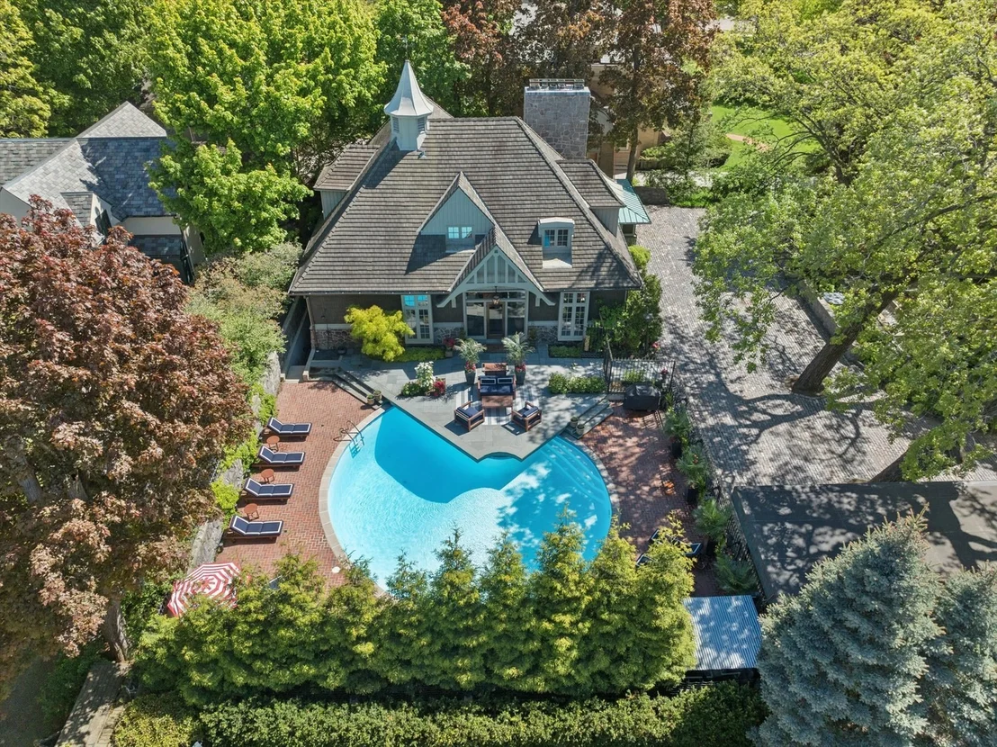 Photo of 1319 Forest Avenue