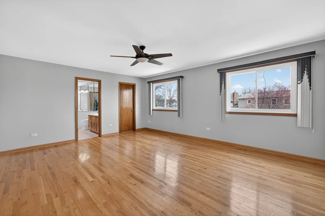Photo of 1281 Scarlet Drive