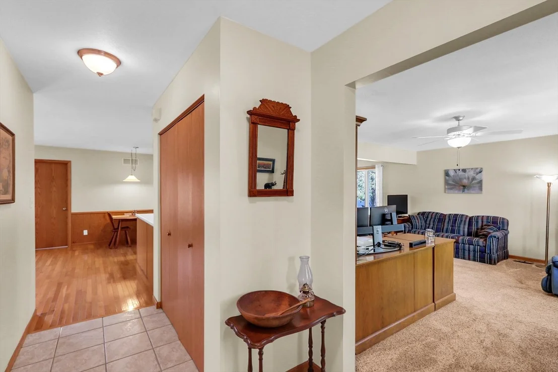 Photo of 403 N Cedar Drive