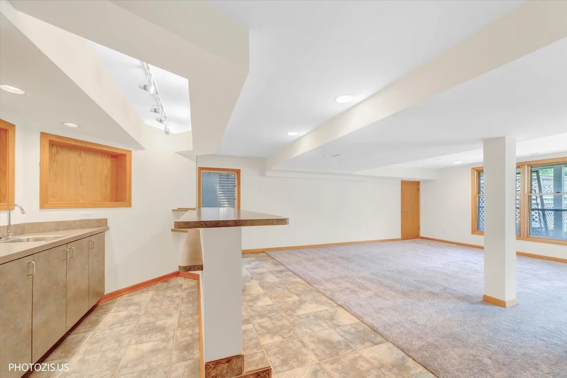 Photo of 970 Ponderosa Lane