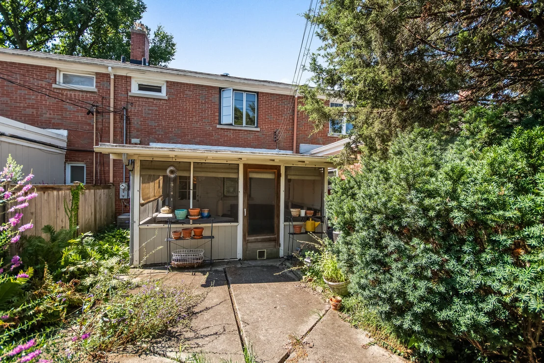 Photo of 3135 Central Street