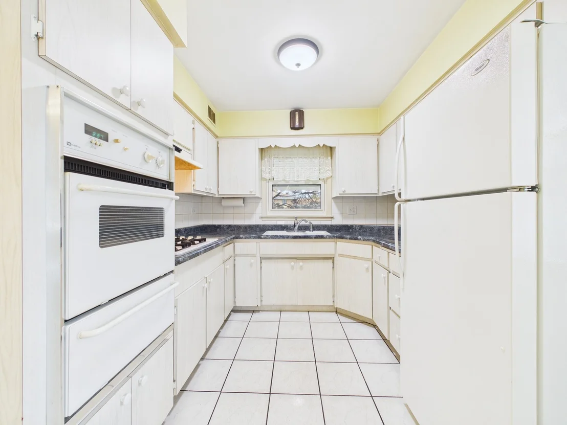 Photo of 9275 Clancy Drive