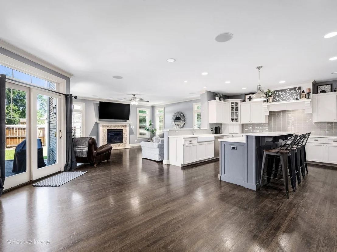 Photo of 549 W 3rd Street