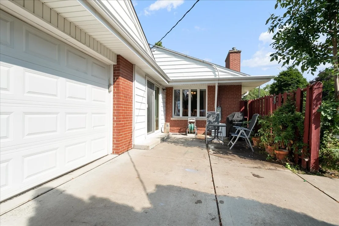 Photo of 3902 Greenleaf Street
