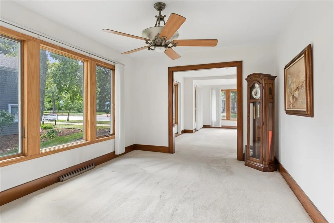 Photo of 135 Aurora Avenue