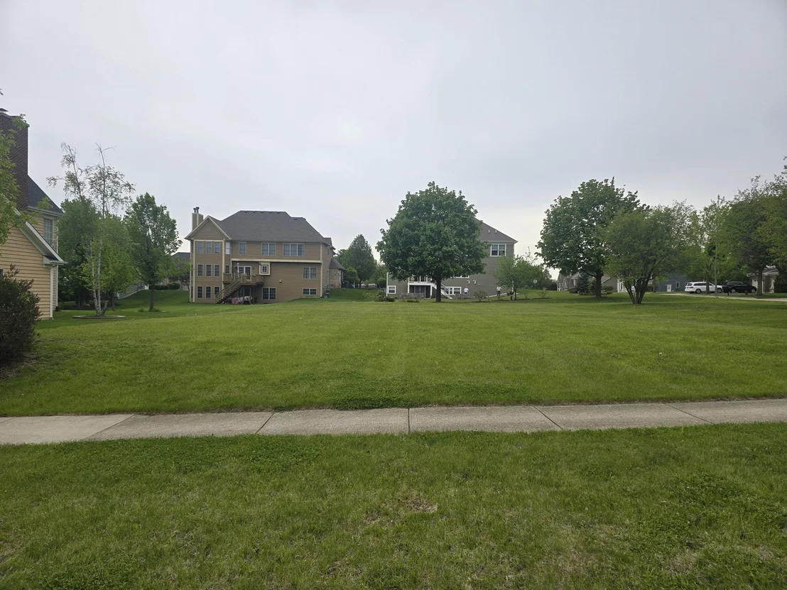 Photo of 3261 Covington Lane