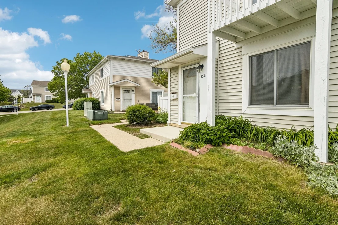 Photo of Unit 0 at 1541 Cornell Place