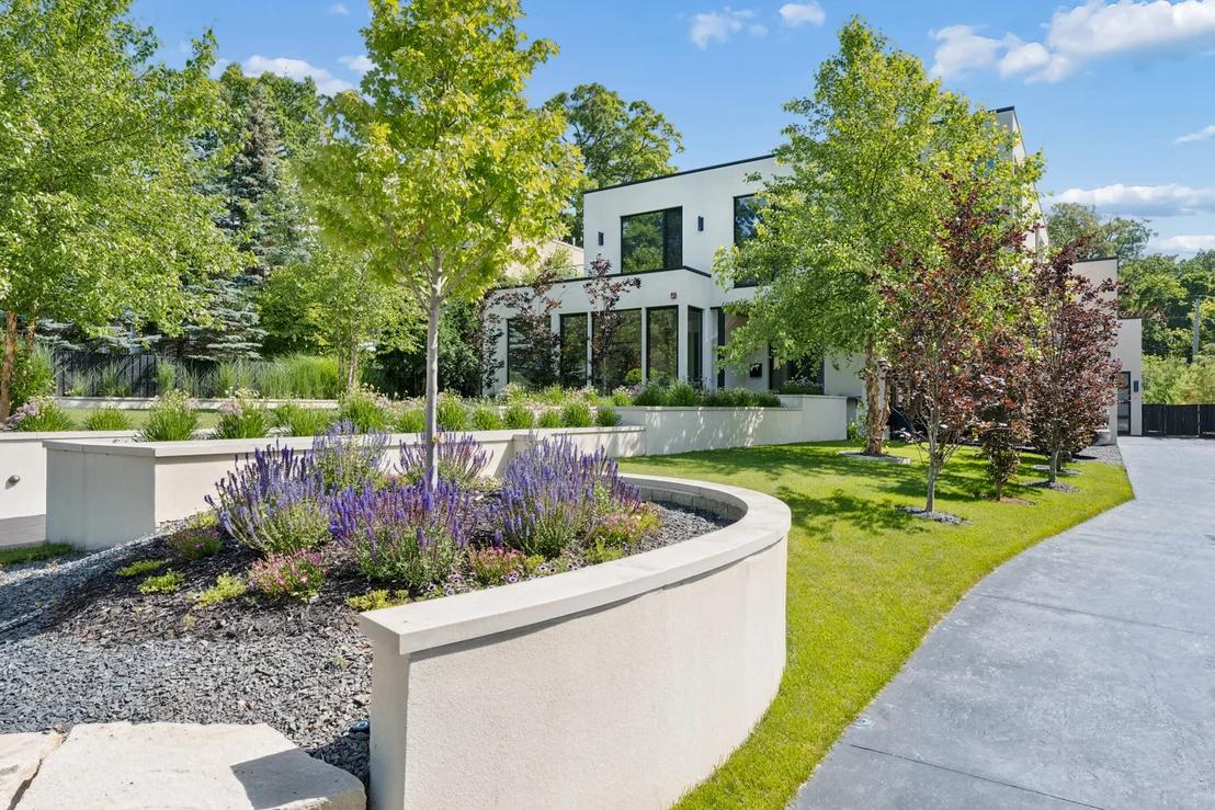 Photo of 921 Sheridan Road