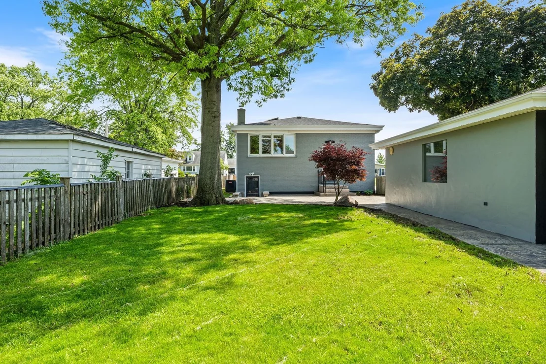 Photo of 564 W Harrison Road